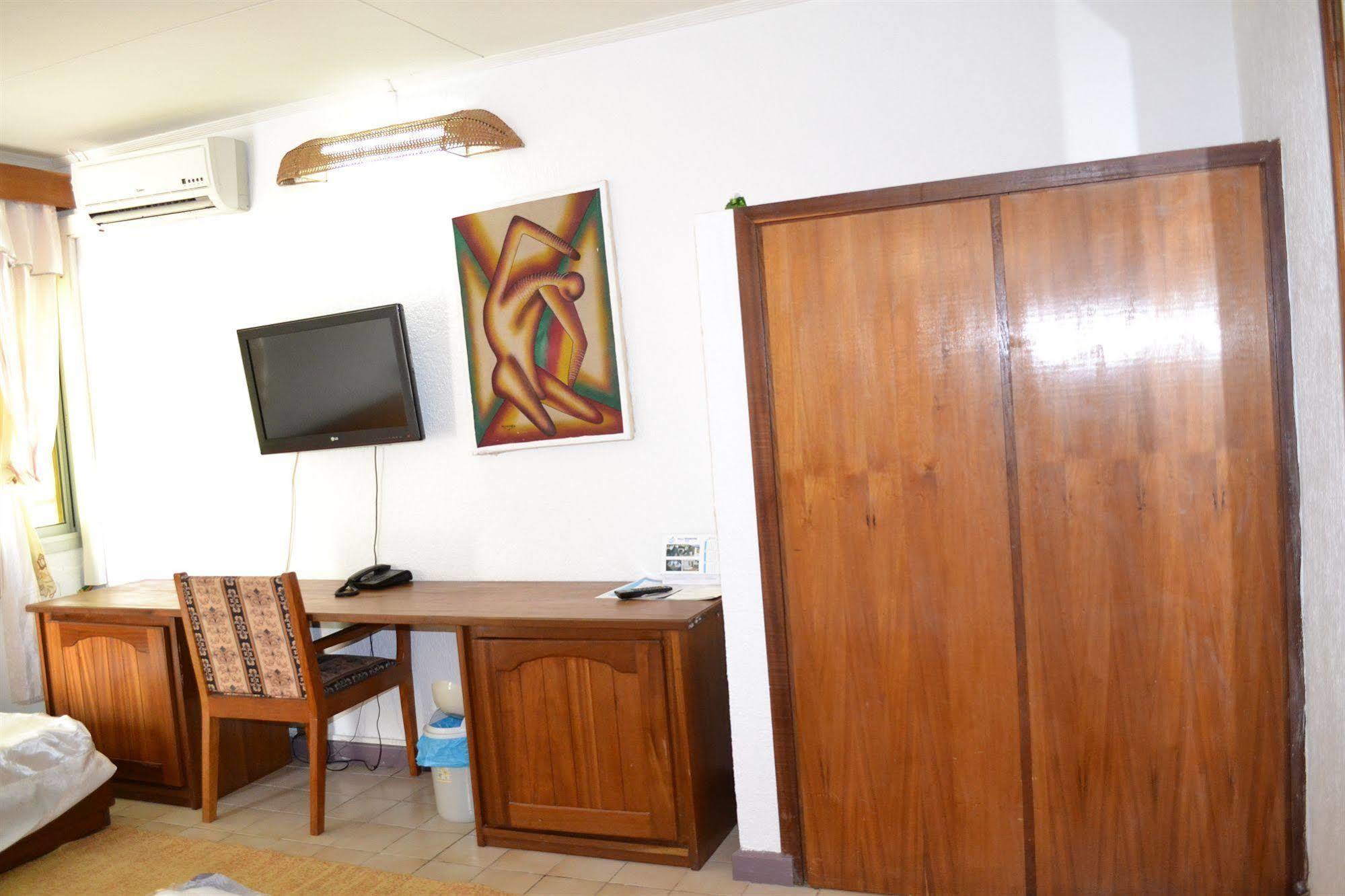 Hotel Framotel Крібі Екстер'єр фото